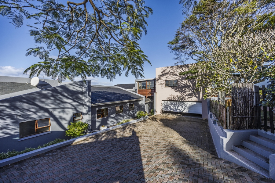 4 Bedroom Property for Sale in Beacon Bay Eastern Cape